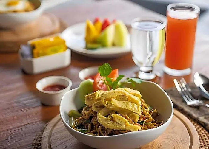 Star Semabu Toyapakeh